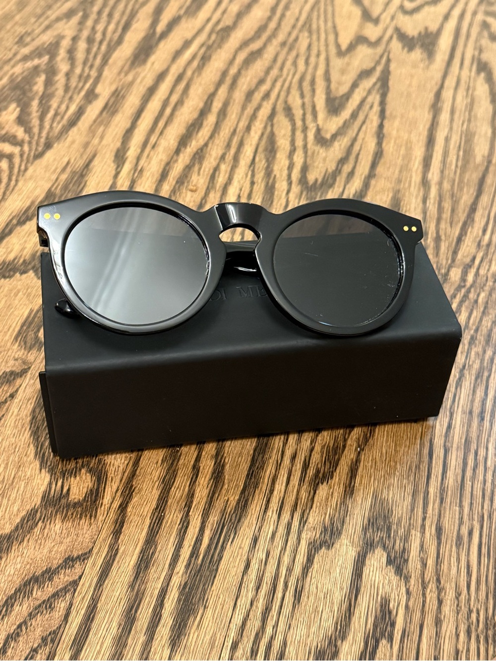 Heidi Merrick EX-PAT sunglasses - like new - Picture 4 of 7